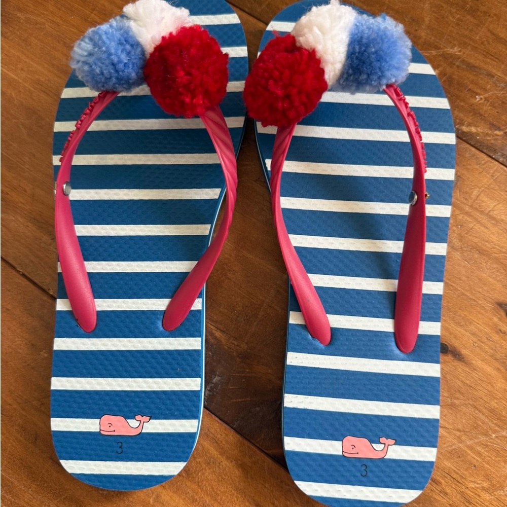 Vineyard Vines Kids Flip Flops with Pom Poms size 3